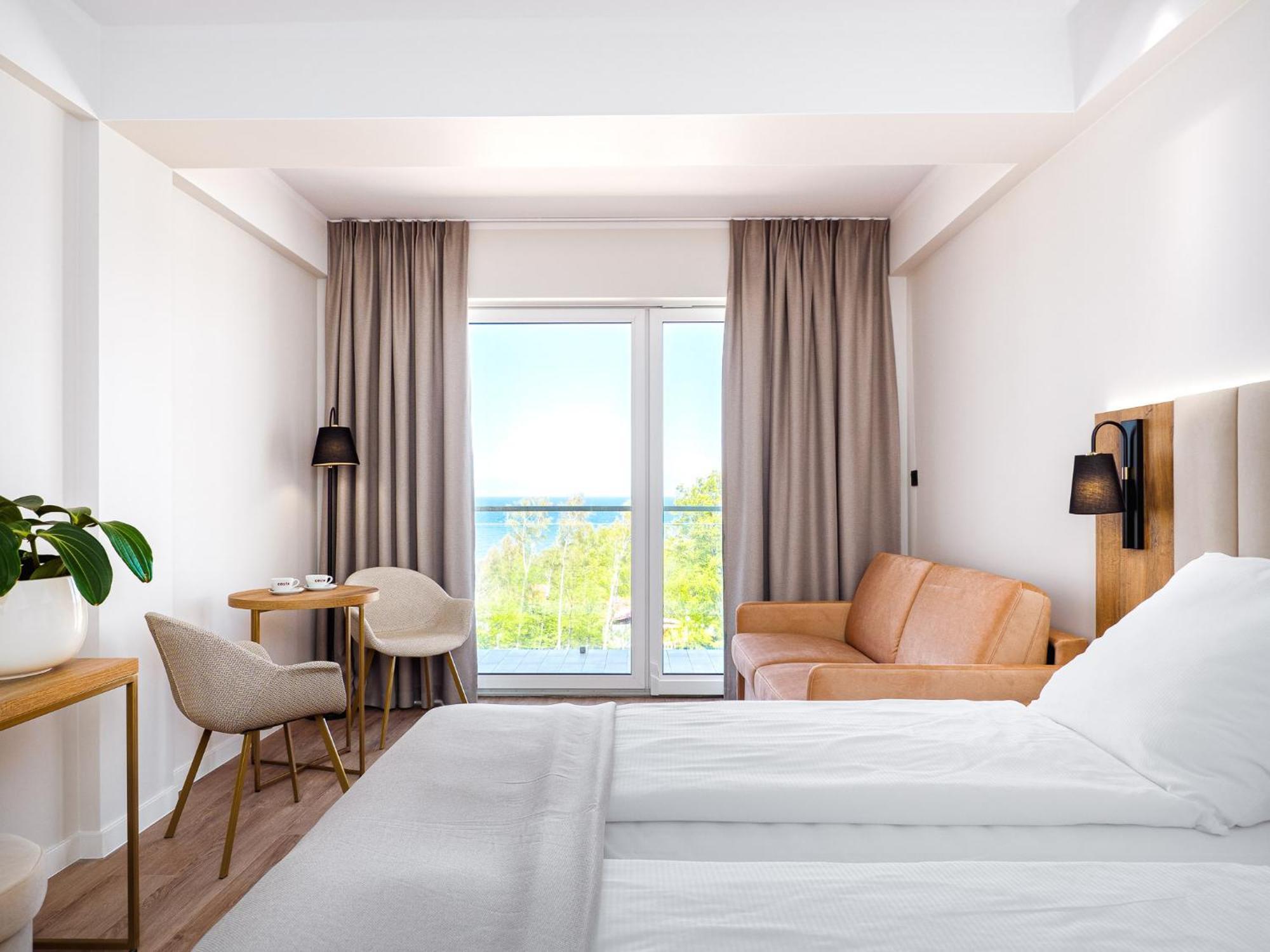 Resort Krol Plaza Spa & Wellness Ярославец Екстериор снимка